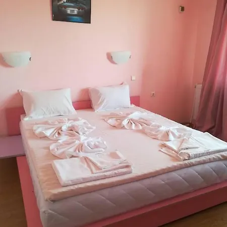 Complex Exotica Hotel