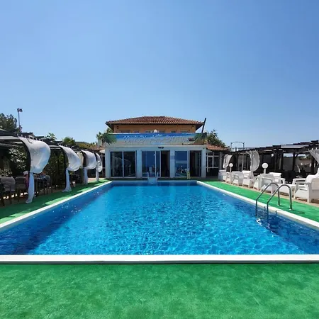 Complex Exotica Hotel 2*