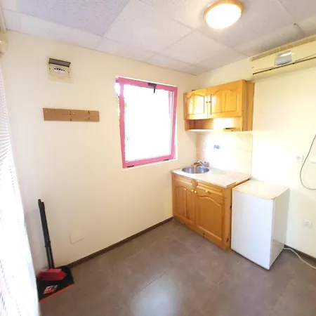 Complex Exotica Hotel